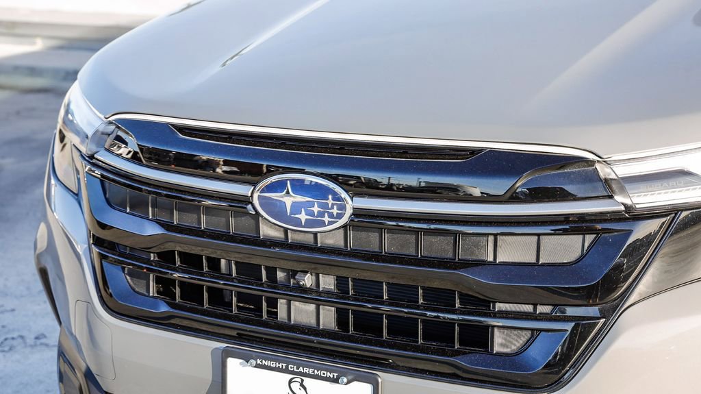 Used 2025 Subaru Forester Touring w/ Popular Package - Touring image 6