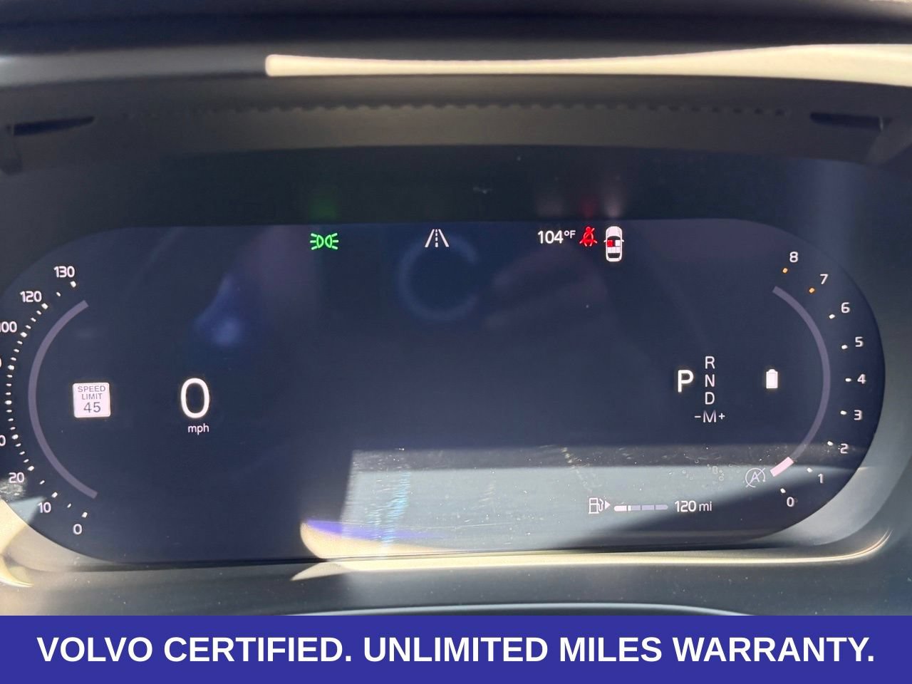 Certified 2026 Volvo XC40 B5 Plus AWD/4WD image 16
