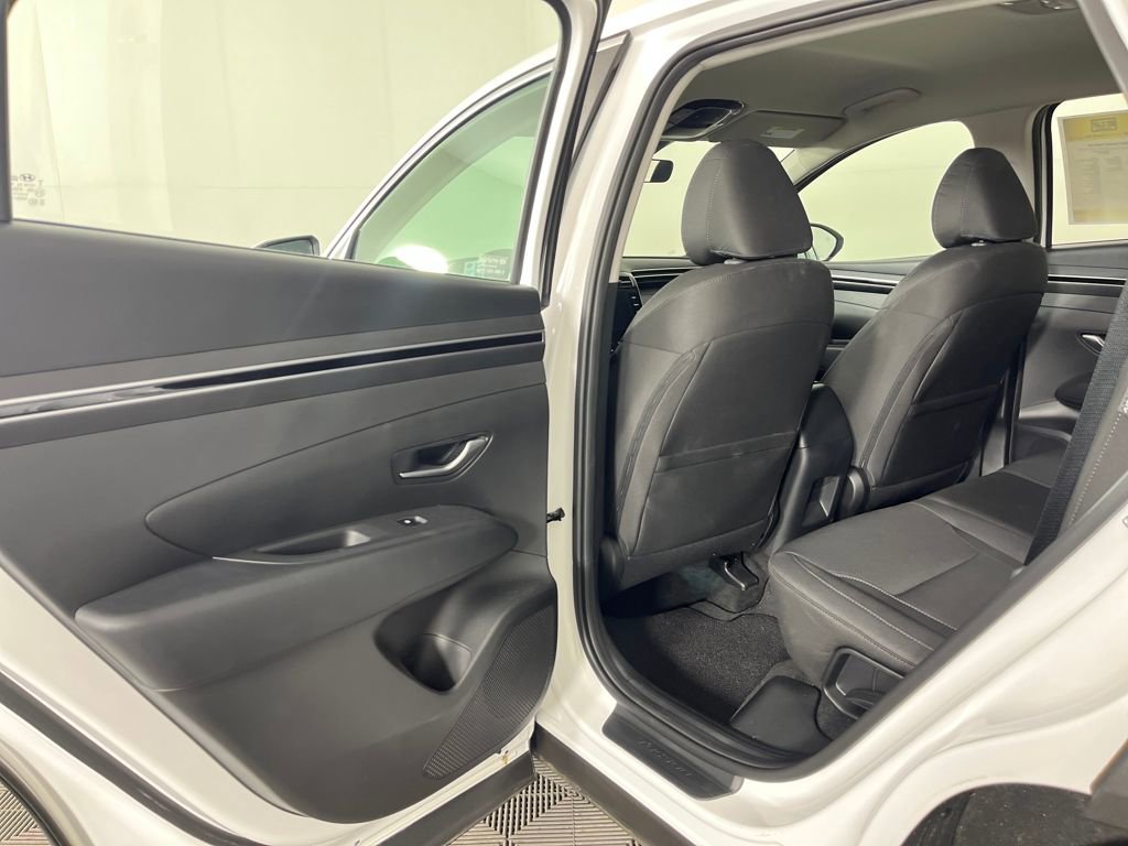 Used 2024 Hyundai Tucson SE AWD/4WD image 12