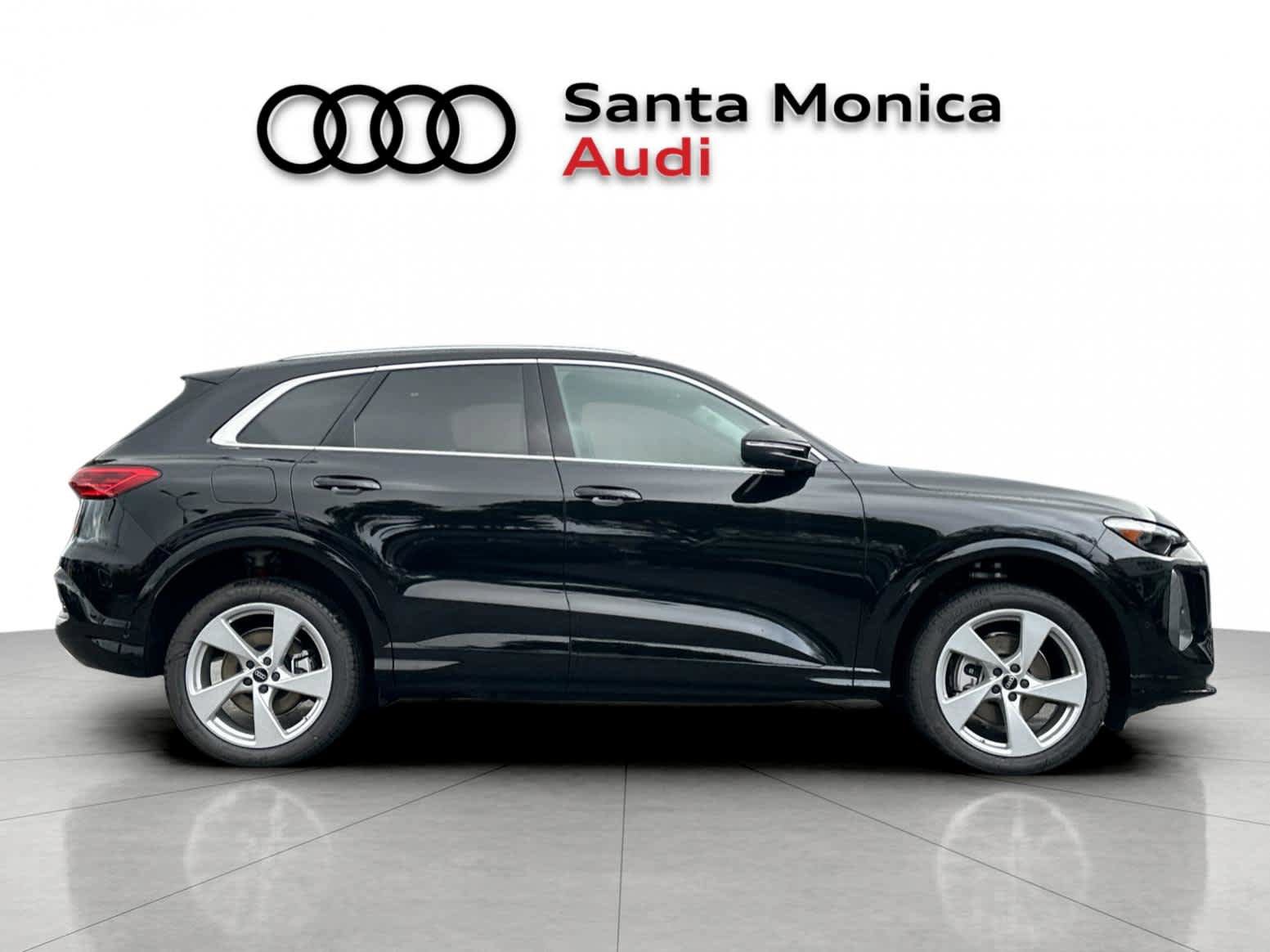 New 2025 Audi Q5 Premium Plus w/ Premium Plus AWD/4WD image 8