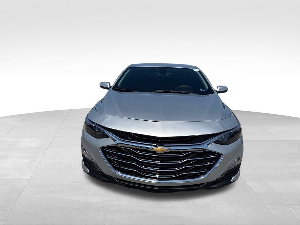 Used 2019 Chevrolet Malibu LT w/ Driver Confidence Package FWD image 9