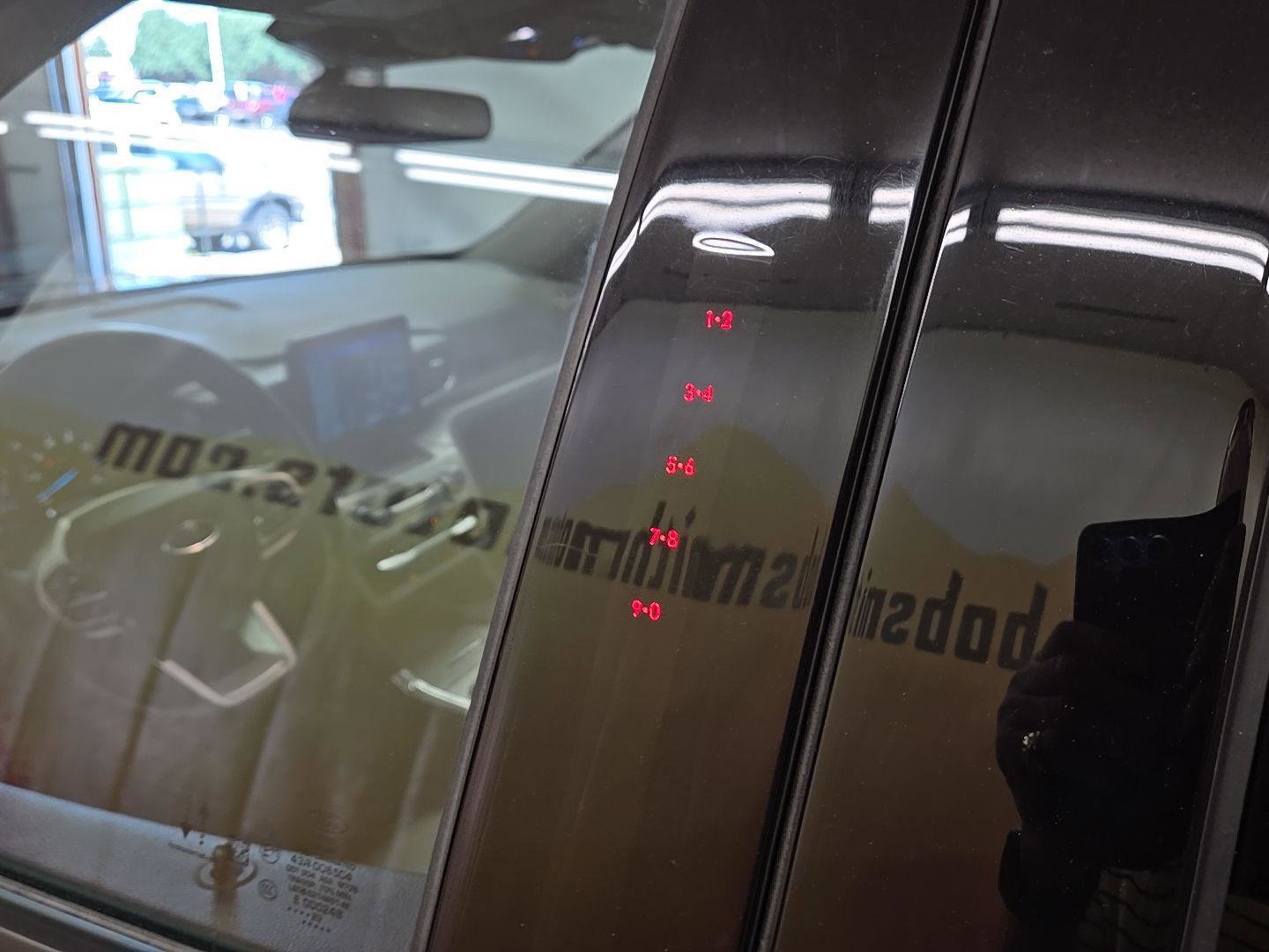 Used 2023 Ford Explorer XLT image 17