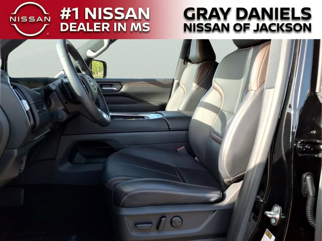 Certified 2025 Nissan Armada SL w/ Captain's Chari Seat Package RWD image 24
