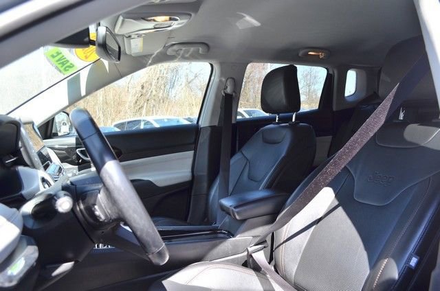 Used 2022 Jeep Compass Limited AWD/4WD image 18