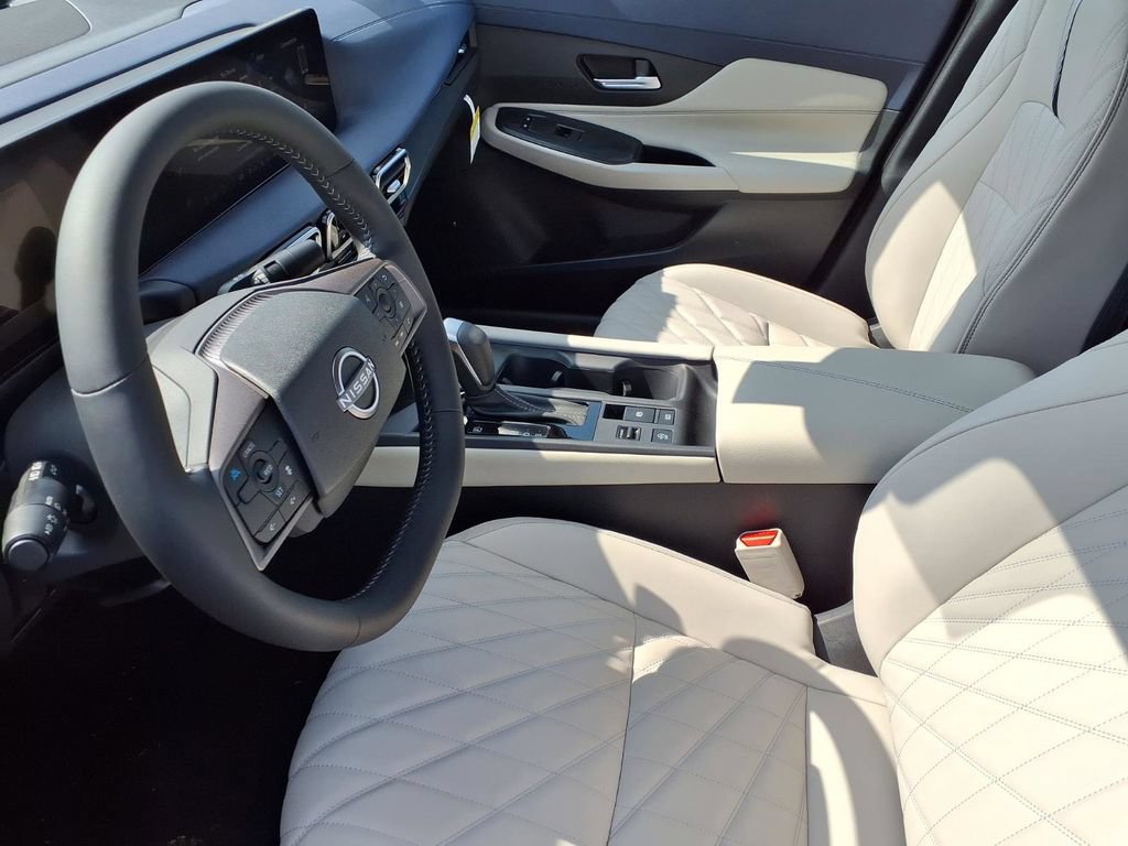 New 2026 Nissan Sentra SL w/ Floor Mat Package FWD image 14
