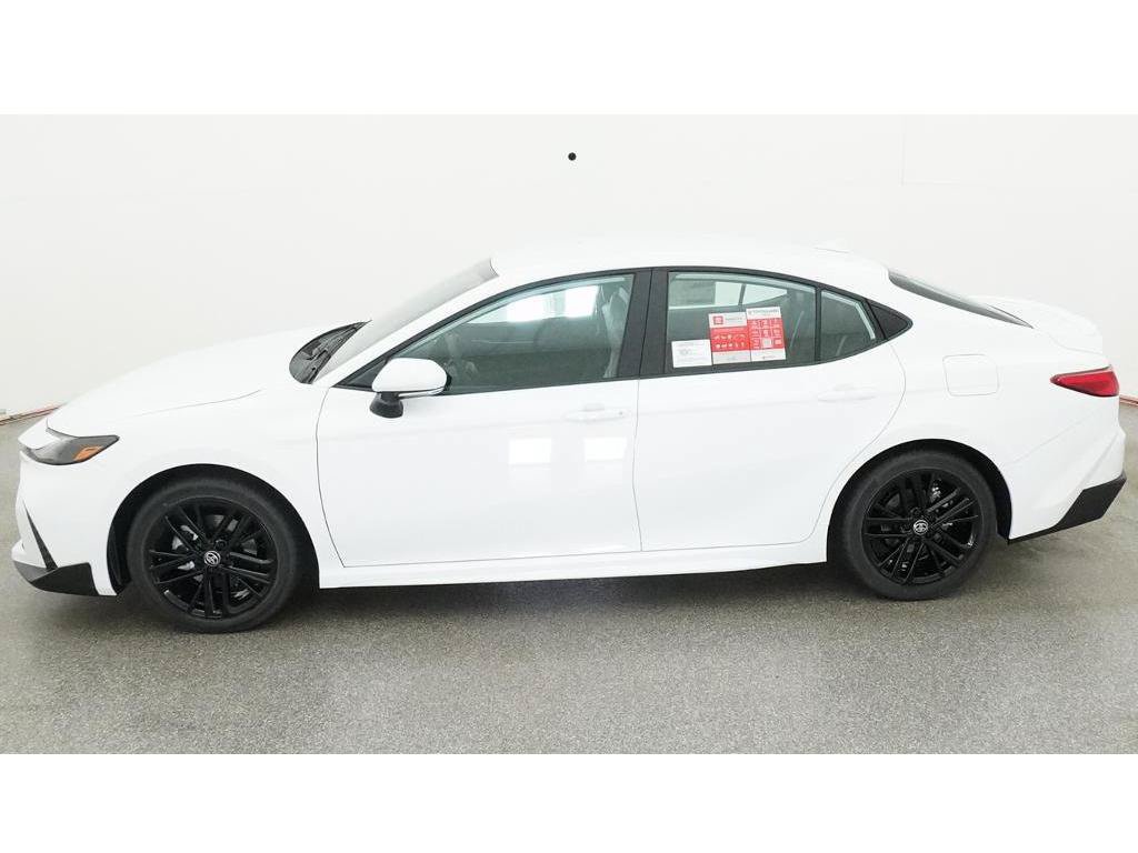 New 2026 Toyota Camry SE FWD image 4