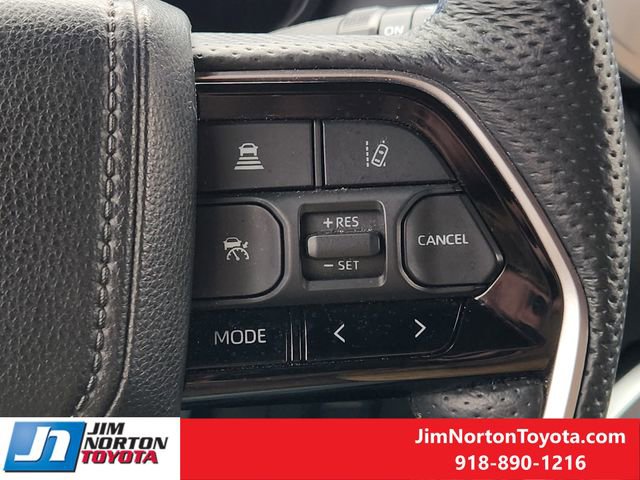 Used 2024 Toyota Sequoia Platinum image 29