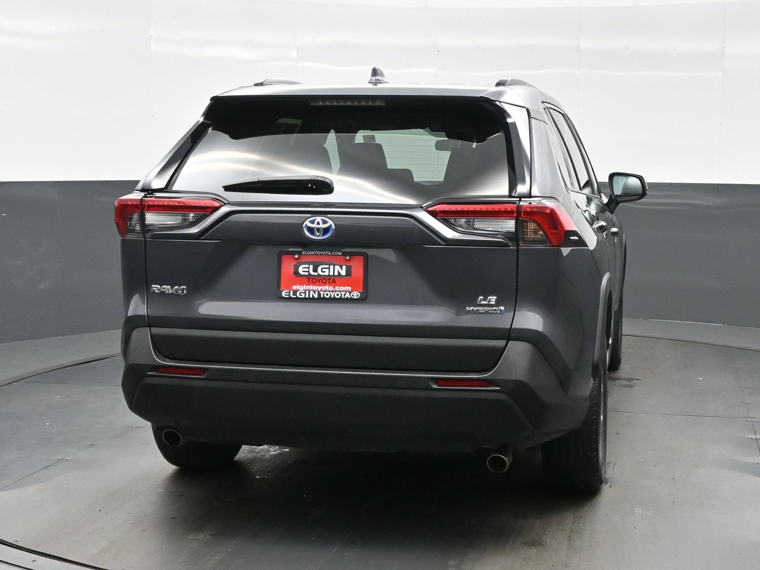 Used 2022 Toyota RAV4 LE AWD/4WD image 5