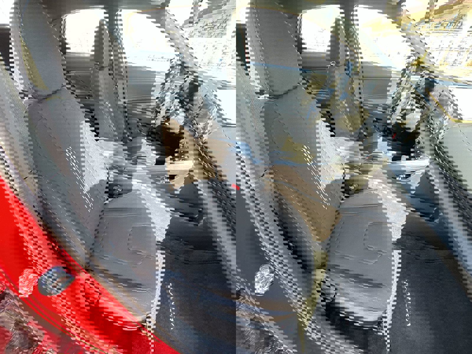 Used 2025 Hyundai Elantra Sport image 26