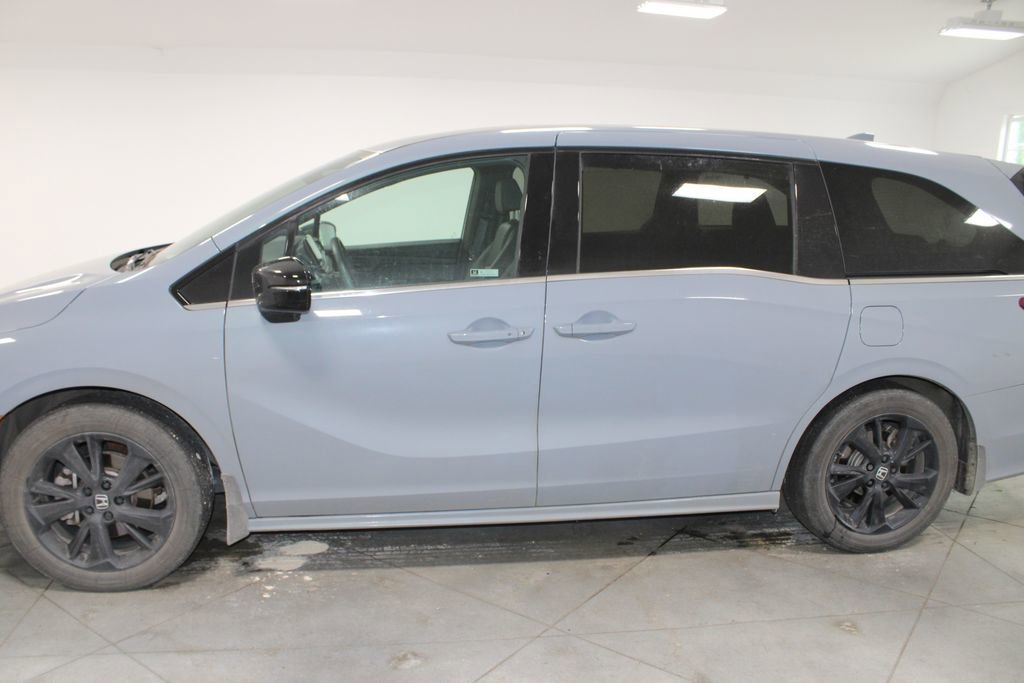 Used 2024 Honda Odyssey Sport image 6