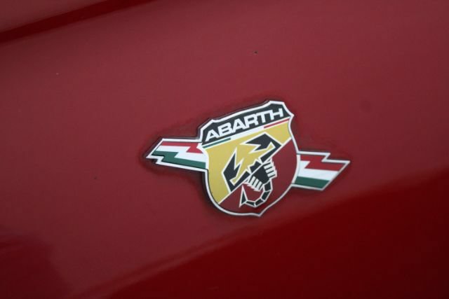 Used 2013 FIAT 500 Abarth w/ Comfort/Convenience Group FWD image 9