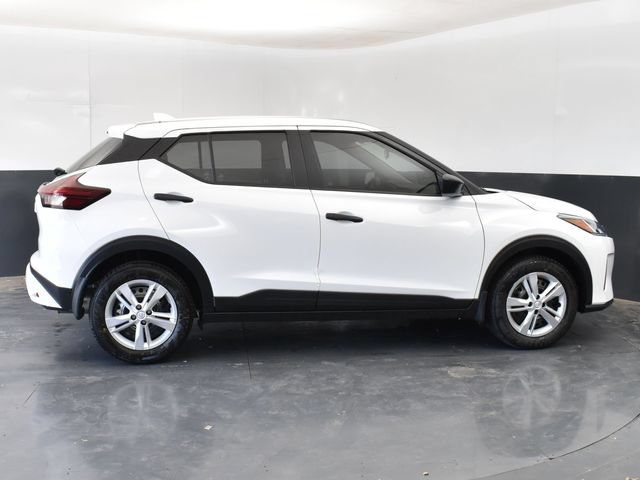 Used 2024 Nissan Kicks S FWD image 8