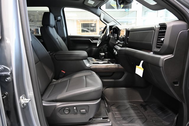 New 2026 GMC Sierra 1500 SLT w/ SLT Premium Plus Package image 13