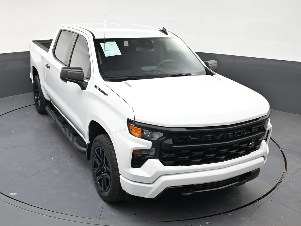 Used 2024 Chevrolet Silverado 1500 Custom w/ Turbomax Blackout Package RWD image 18
