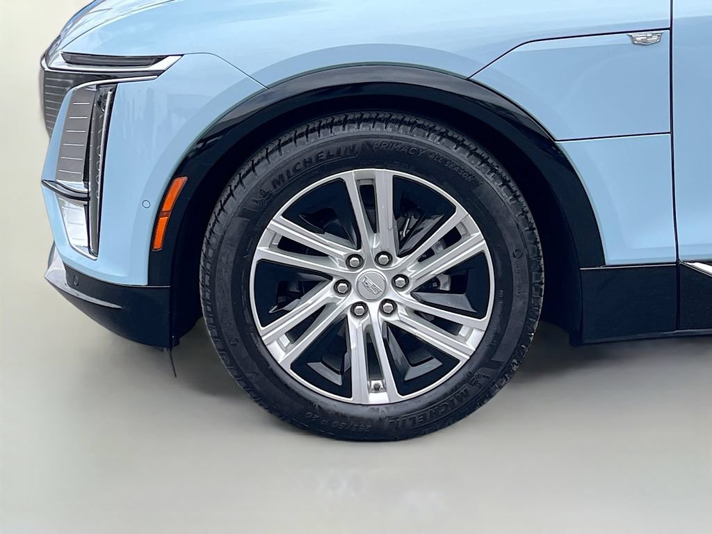 Used 2024 Cadillac Lyriq Tech w/ Driver Assist Package RWD image 31