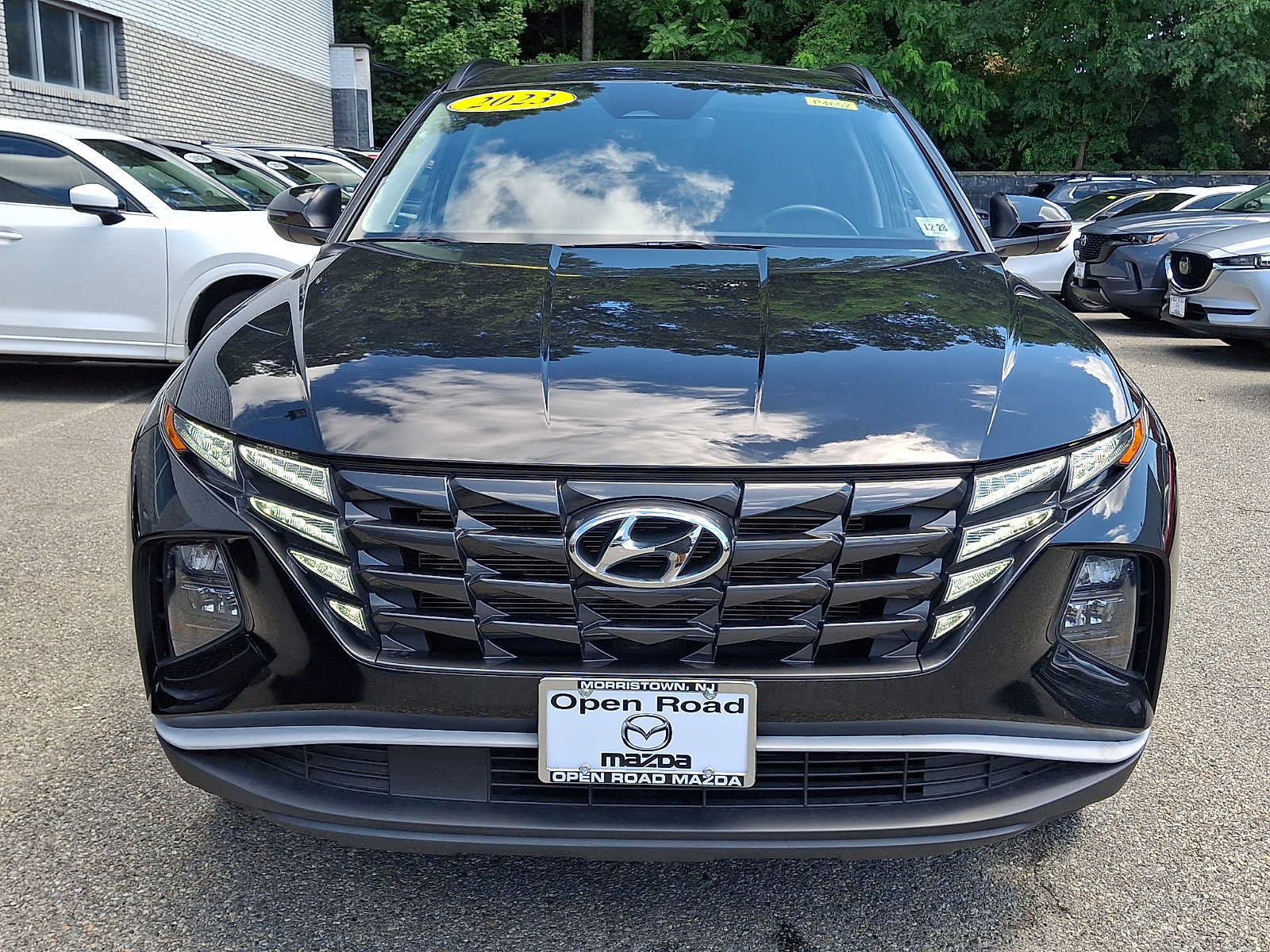 Used 2023 Hyundai Tucson SEL w/ Convenience Package AWD/4WD image 2