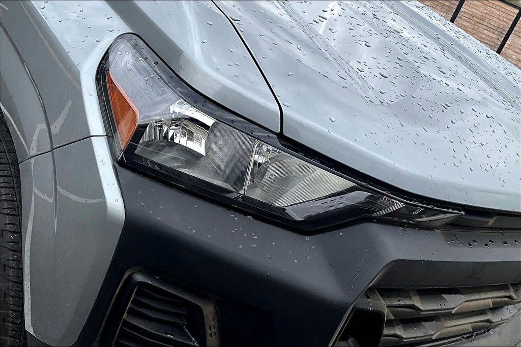 Used 2023 Chevrolet Colorado W/T image 22