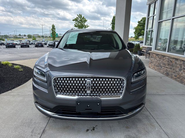 Used 2022 Lincoln Nautilus Reserve AWD/4WD image 3