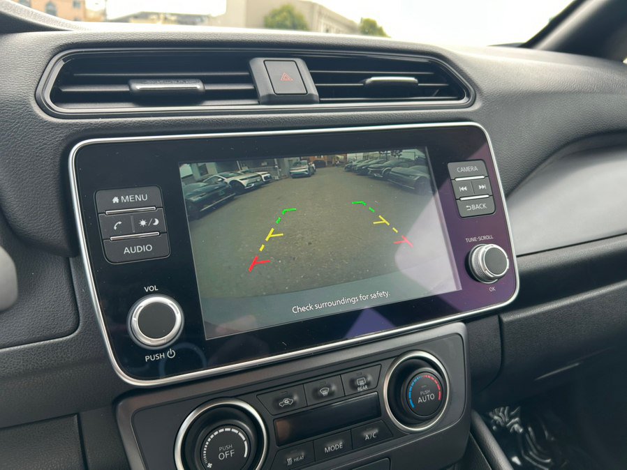 Used 2025 Nissan Leaf S FWD image 25
