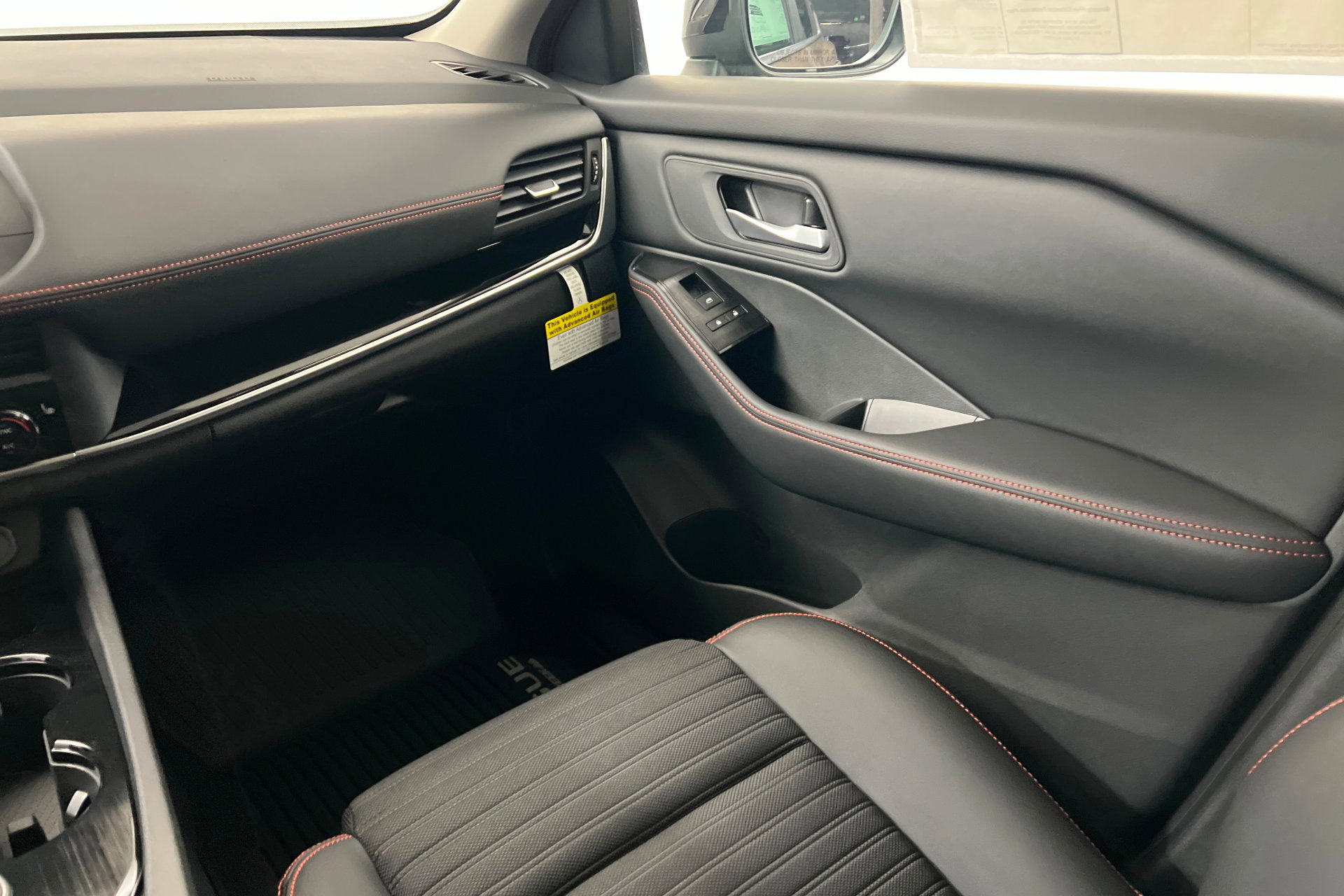 New 2026 Nissan Rogue Rock Creek image 10