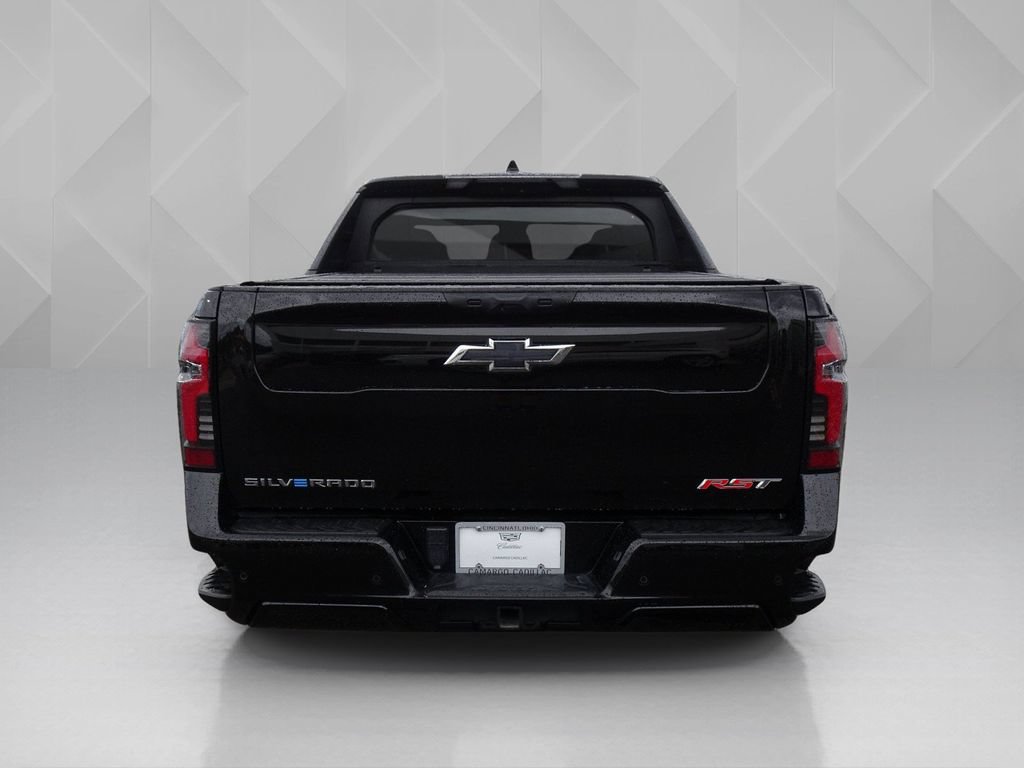 Used 2024 Chevrolet Silverado EV RST AWD/4WD image 4