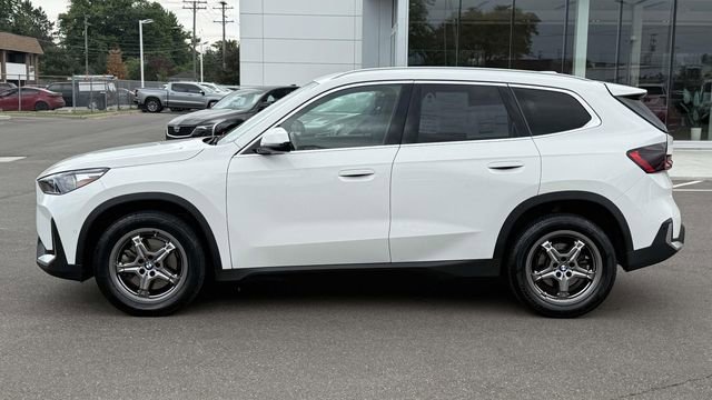 Used 2023 BMW X1 xDrive28i AWD/4WD image 10