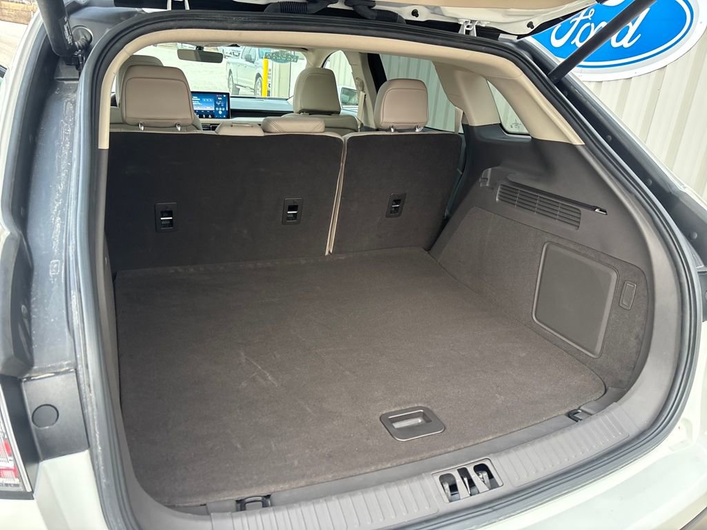 Used 2022 Lincoln Nautilus Reserve w/ Equipment Group 201A image 33