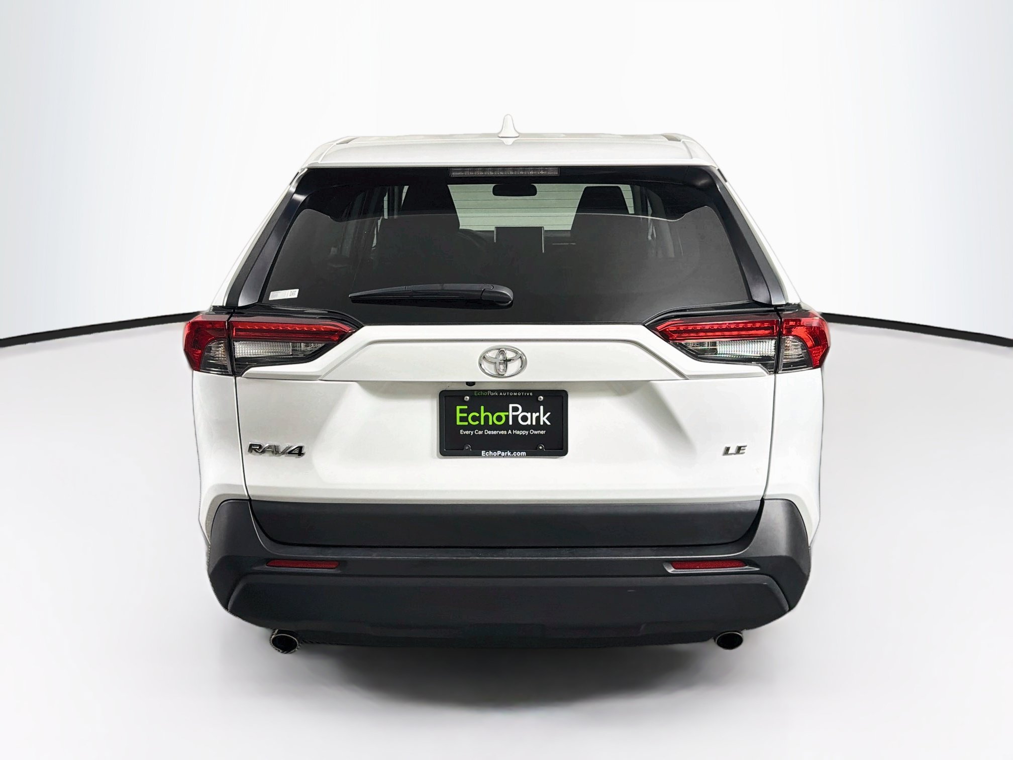 Used 2025 Toyota RAV4 LE FWD image 7