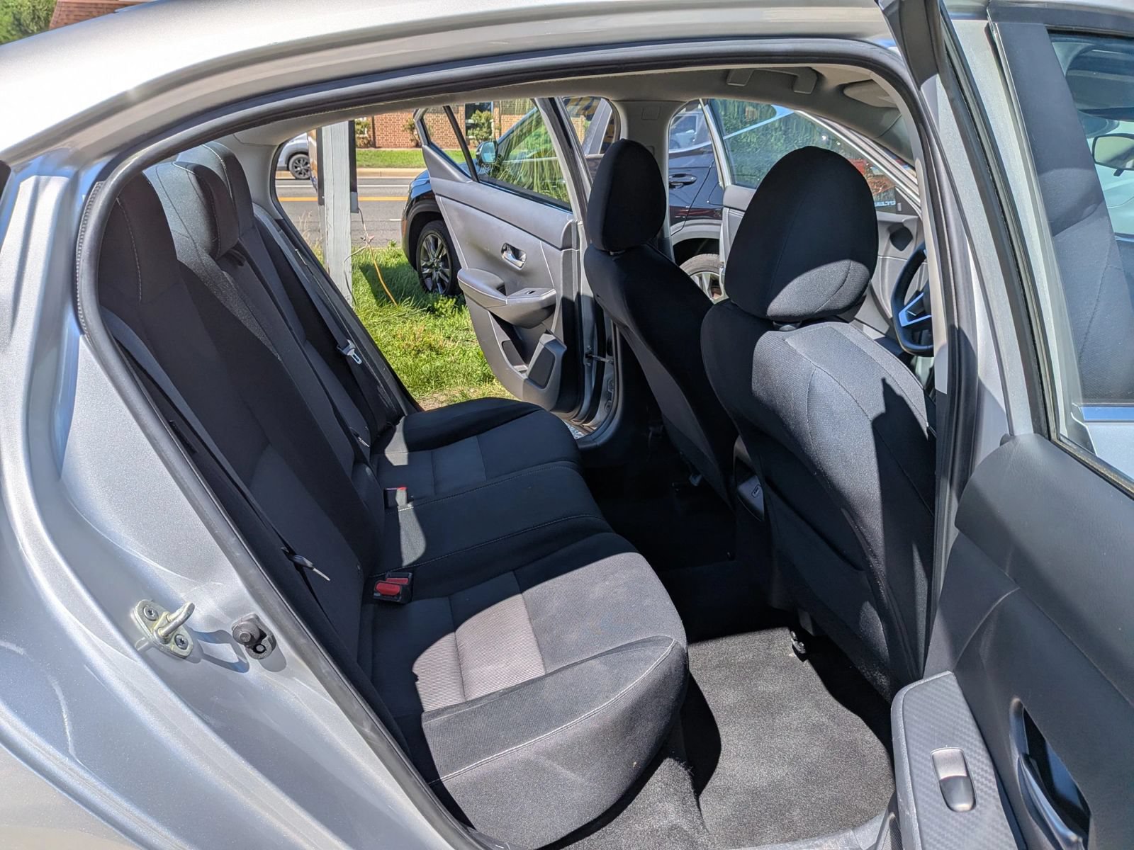 Used 2020 Nissan Sentra SV FWD image 20