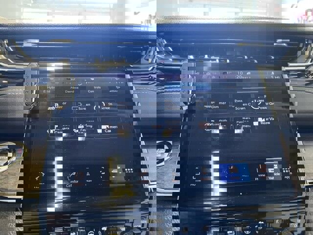 Used 2023 Jeep Grand Cherokee 4WD 4xe w/ Luxury Tech Group II image 28