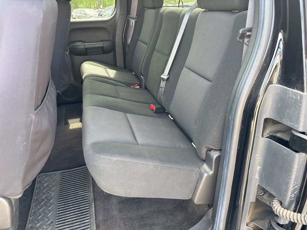 Used 2011 Chevrolet Silverado 1500 LT w/ All-Star Edition AWD/4WD image 18
