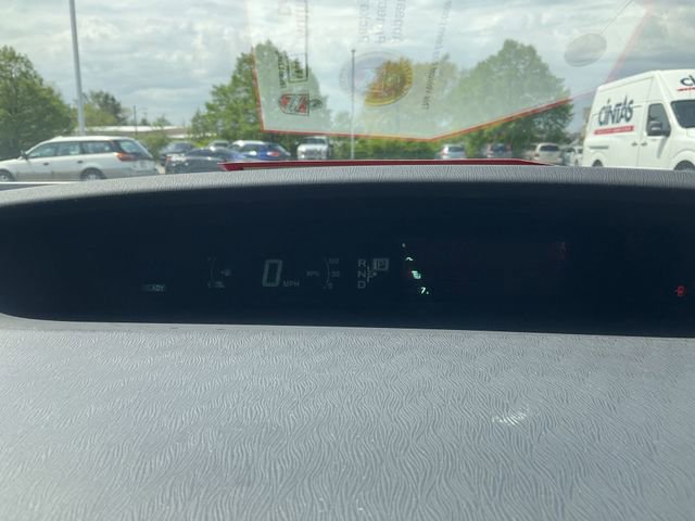 Used 2015 Toyota Prius Four FWD image 23