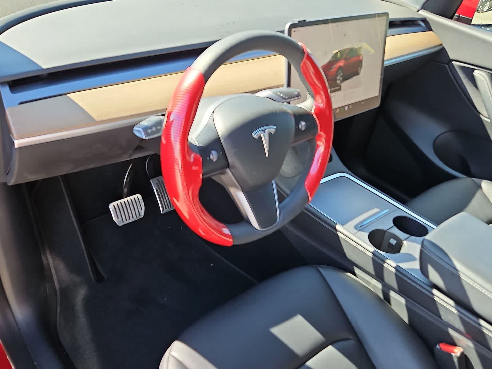 Used 2022 Tesla Model Y Long Range AWD/4WD image 16