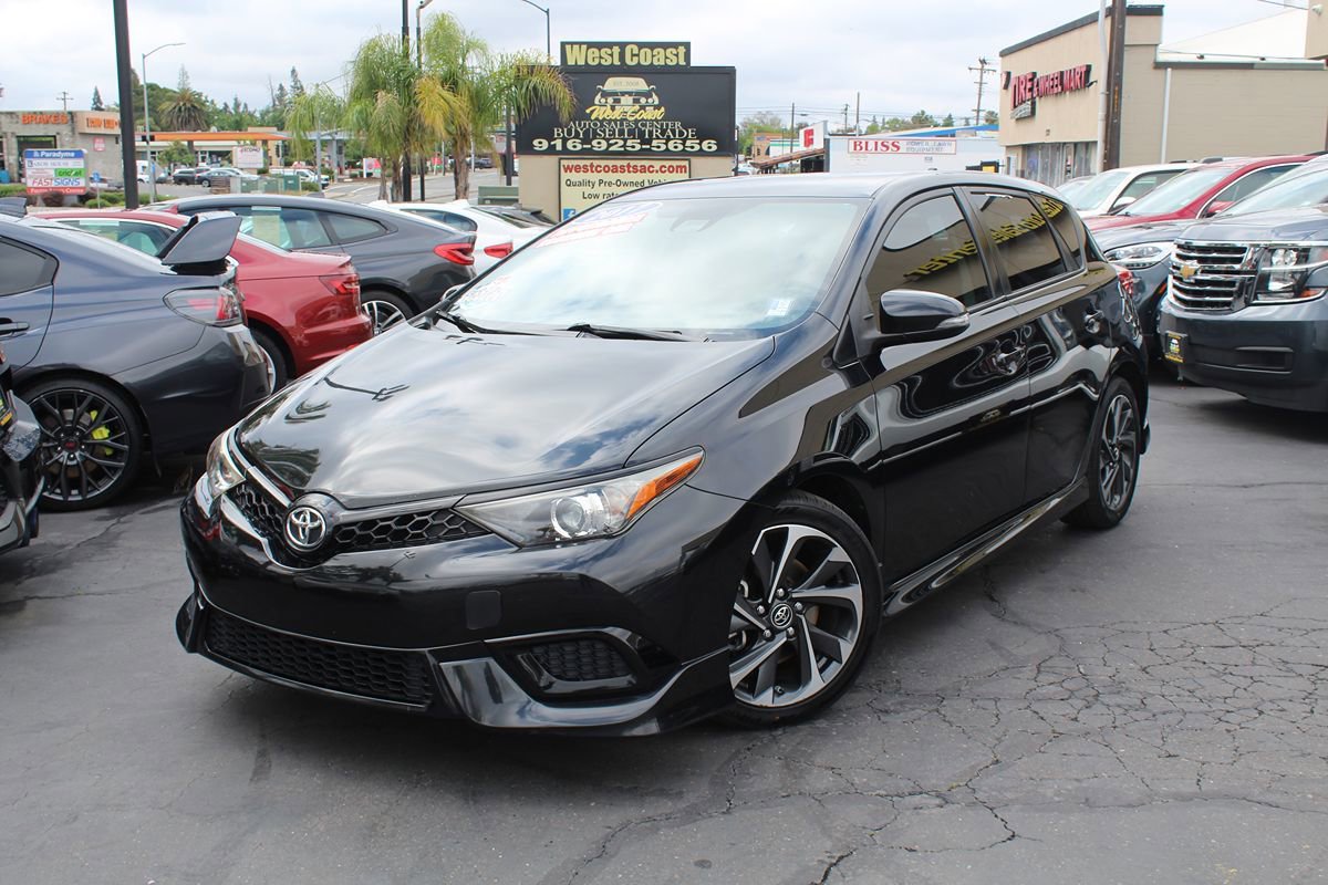 Used 2017 Toyota Corolla iM w/ Carpet Mat Package FWD image 36