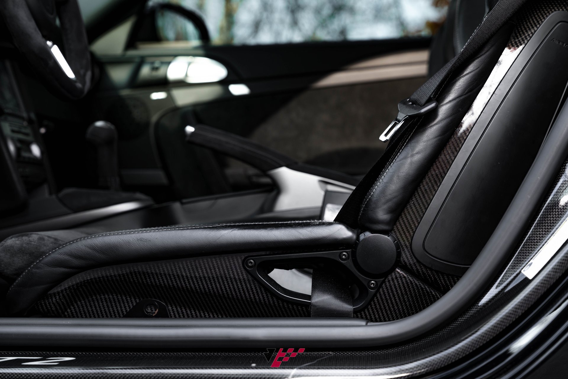 Used 2008 Porsche 911 GT2 image 38