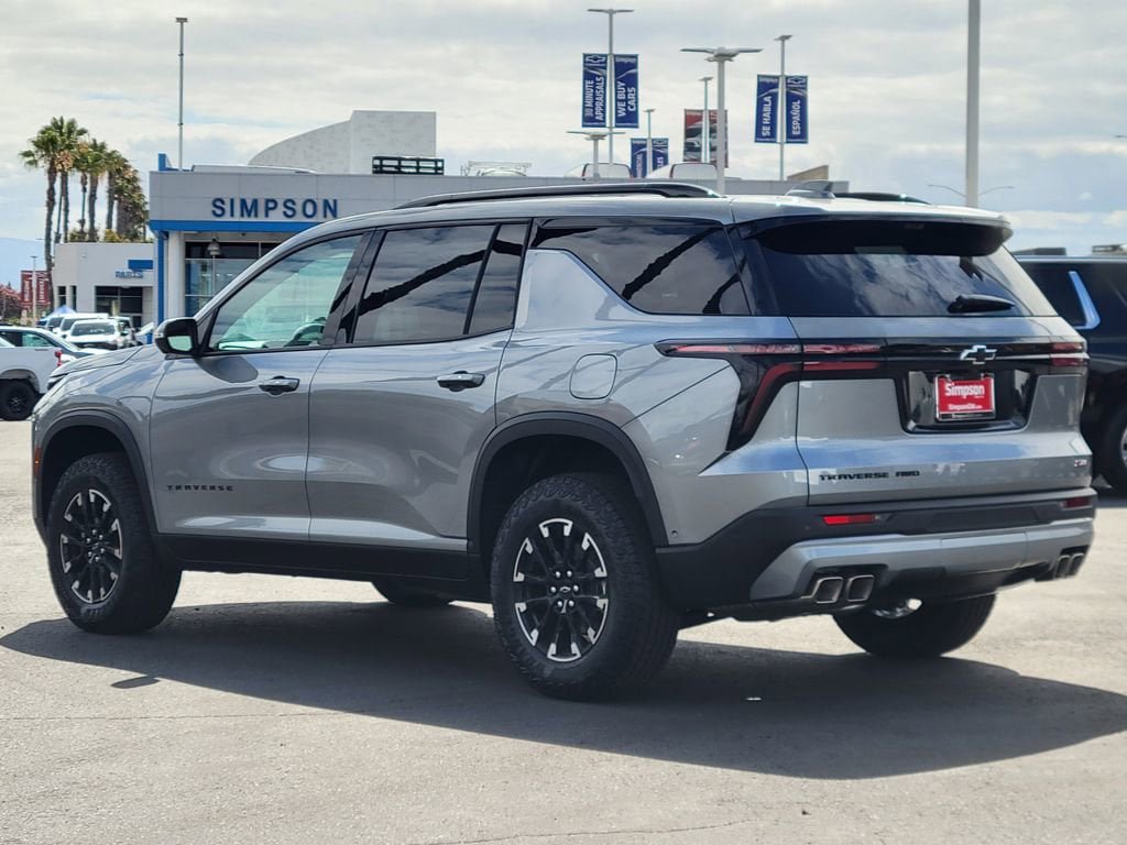 New 2026 Chevrolet Traverse Z71 w/ Enhanced Driving Package AWD/4WD image 2