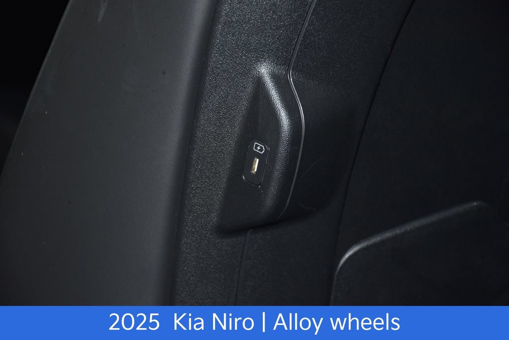 Certified 2025 Kia Niro EX FWD image 24