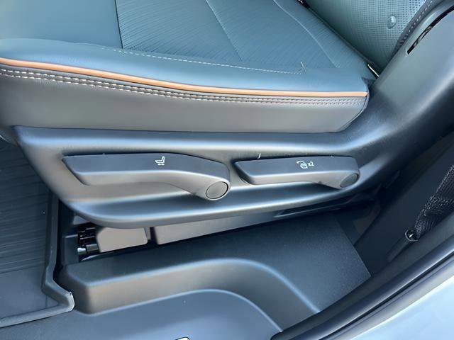 New 2026 GMC Yukon AT4 AWD/4WD image 27