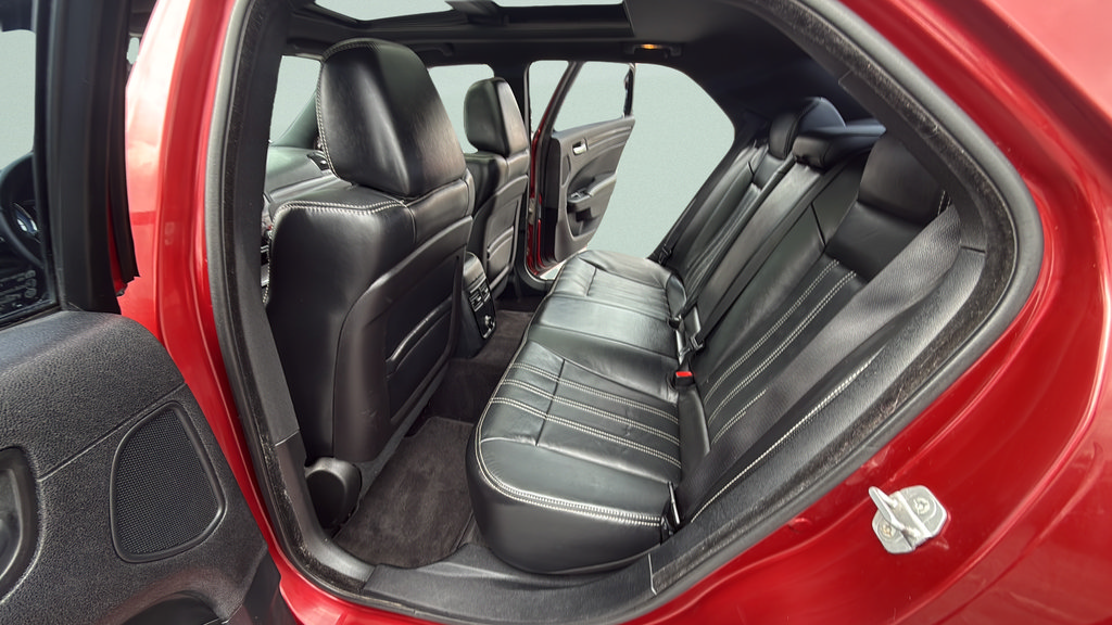 Used 2014 Chrysler 300 S AWD/4WD image 27