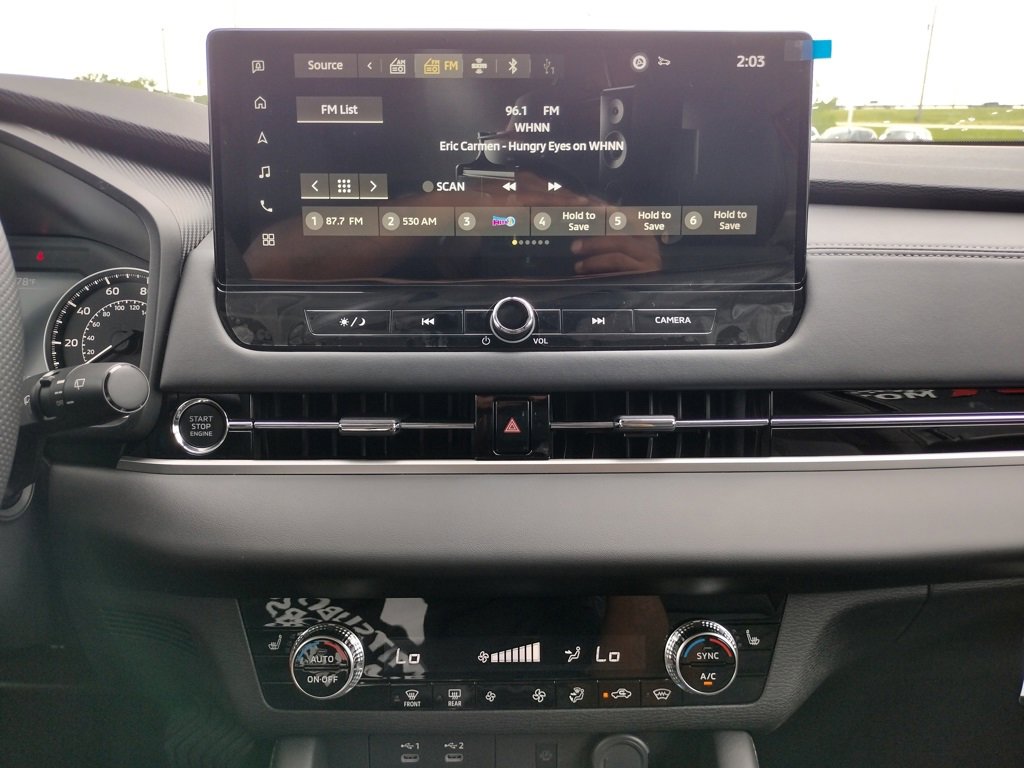 New 2025 Mitsubishi Outlander SE image 3