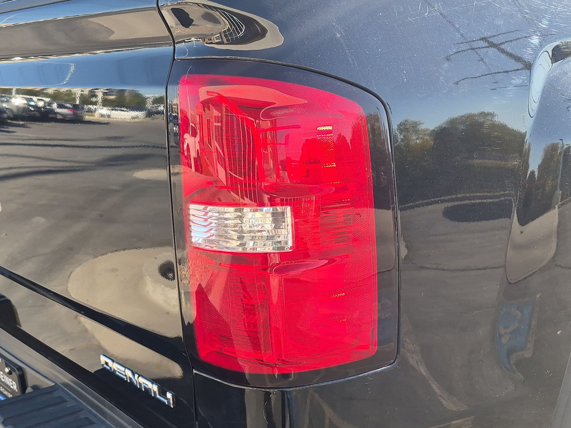 Used 2018 GMC Sierra 3500 Denali w/ Duramax Plus Package AWD/4WD image 11