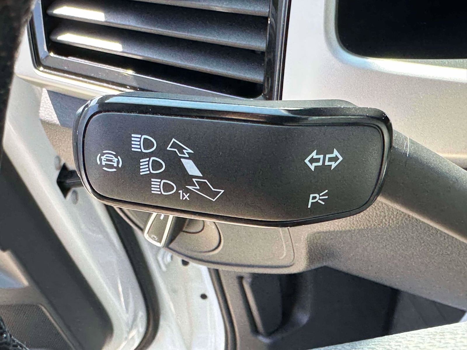 Certified 2023 Volkswagen Atlas SEL Premium image 22