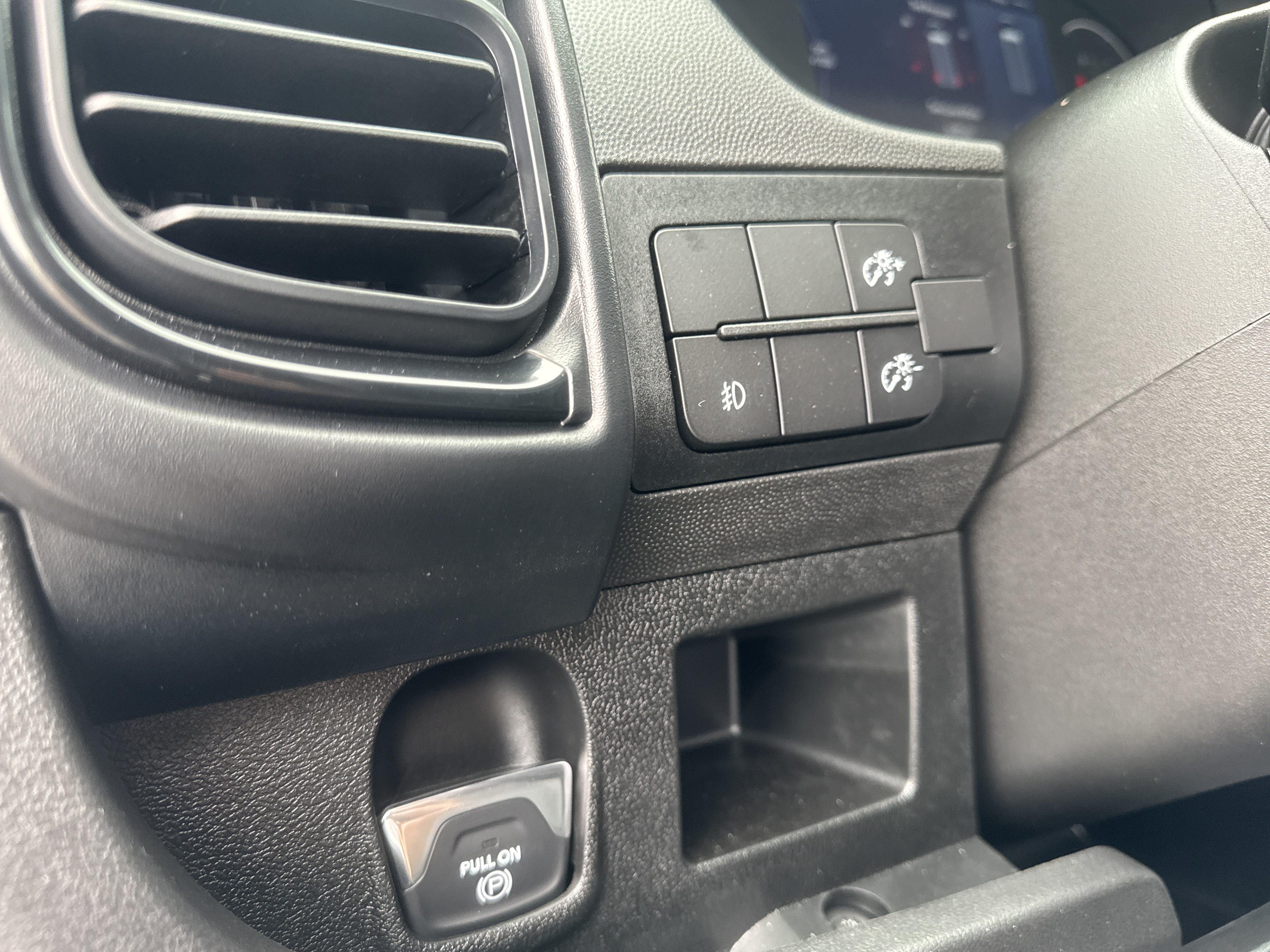 New 2025 RAM ProMaster 3500 w/ Premium Convenience Group FWD image 18