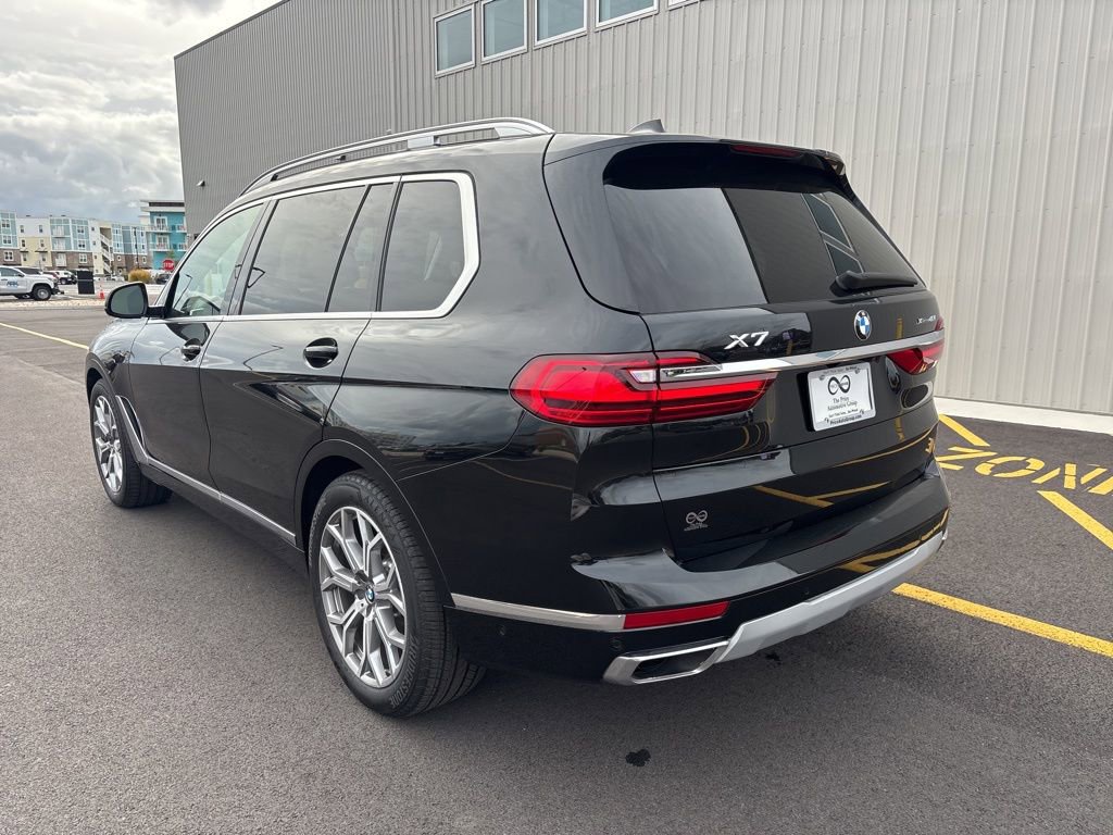 Used 2022 BMW X7 xDrive40i w/ Premium Package image 6