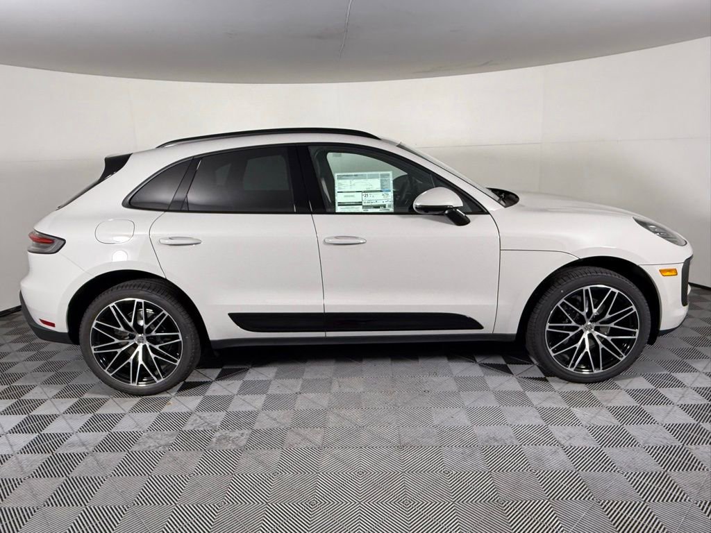 New 2025 Porsche Macan image 8