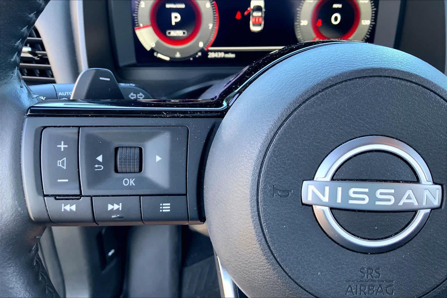 Used 2024 Nissan Rogue SL w/ SL Premium Package AWD/4WD image 24