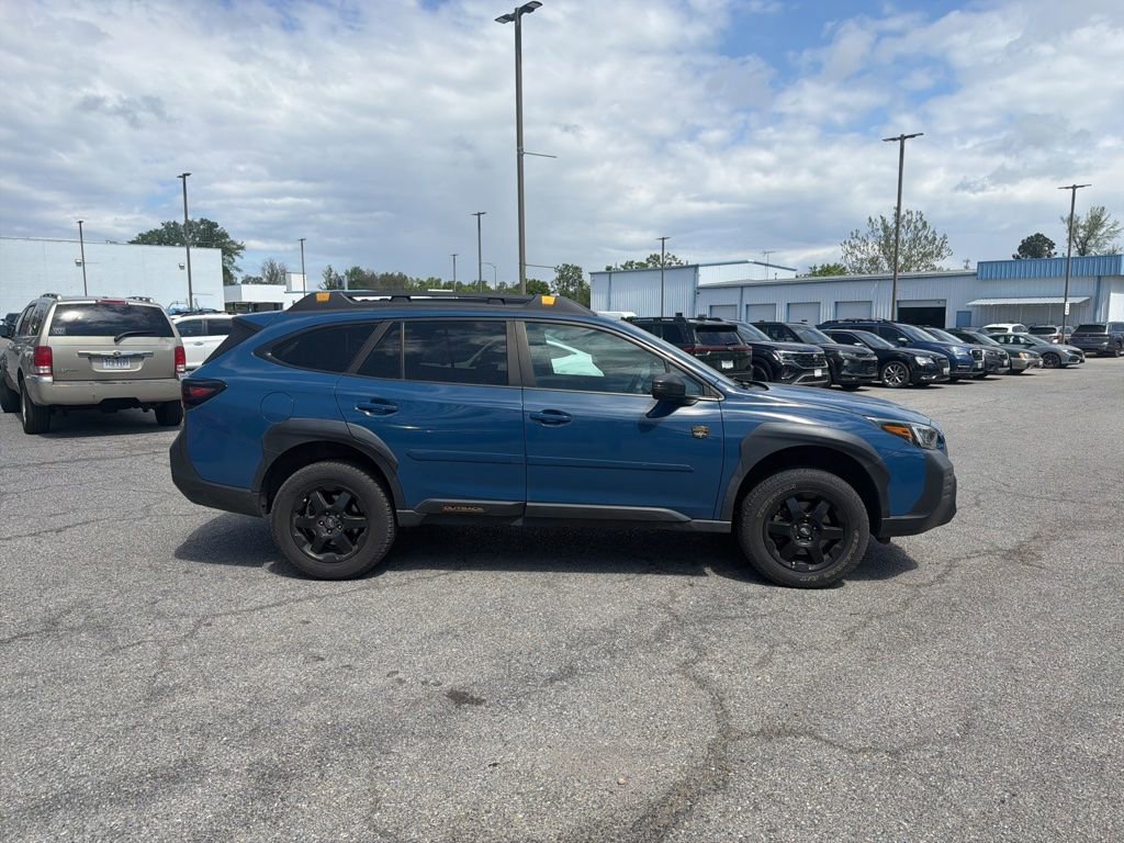Used 2022 Subaru Outback Wilderness image 8