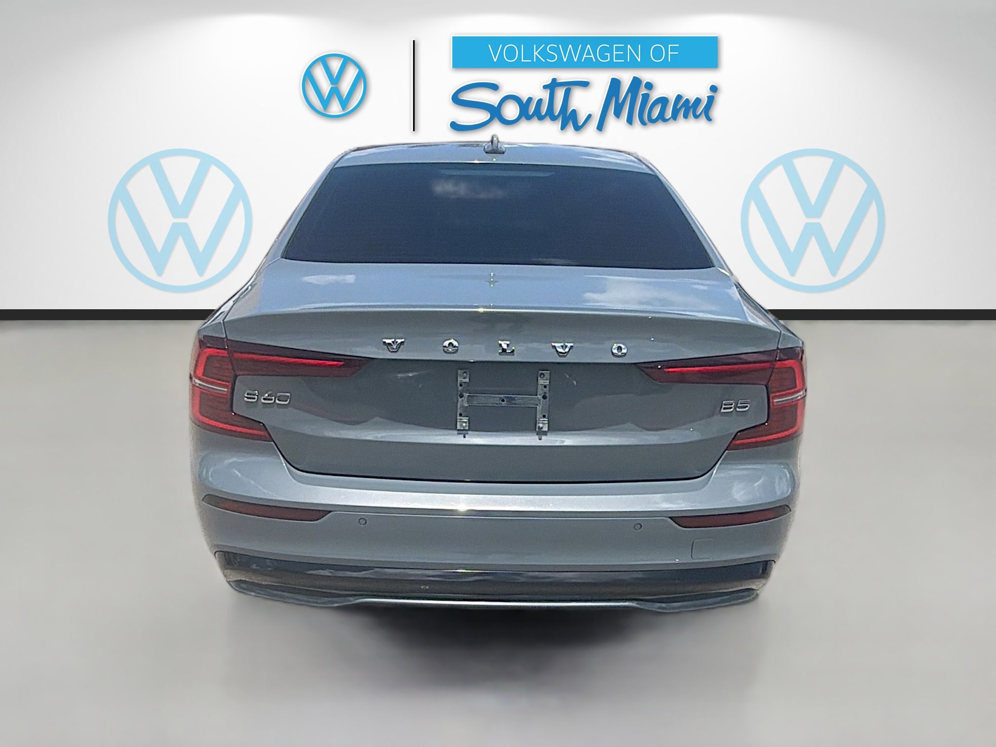 Used 2024 Volvo S60 B5 Core FWD image 6