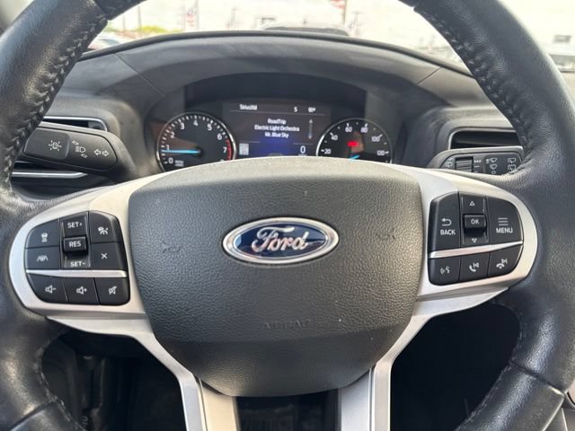 Used 2023 Ford Explorer XLT w/ Equipment Group 202A AWD/4WD image 25