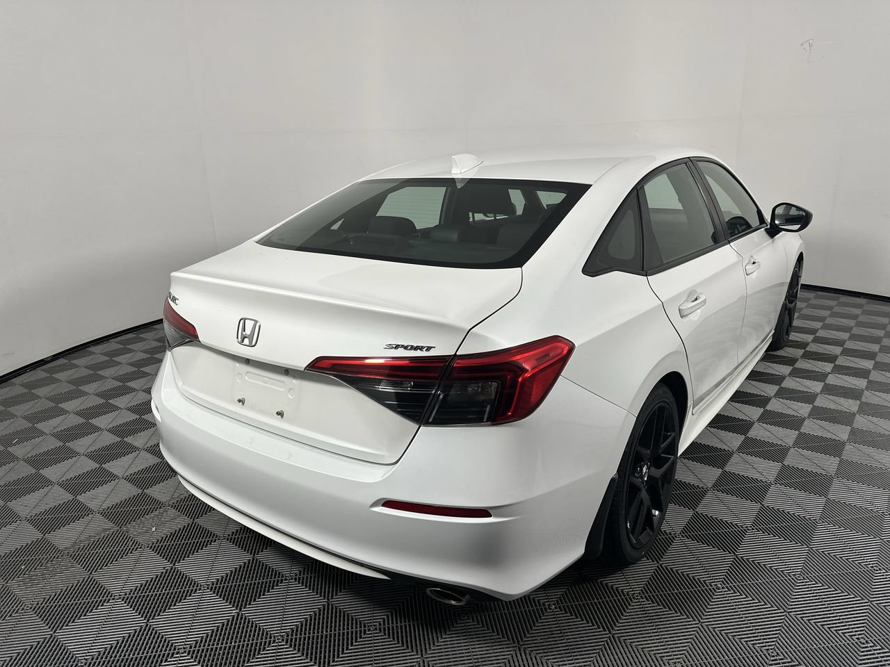Used 2023 Honda Civic Sport image 3